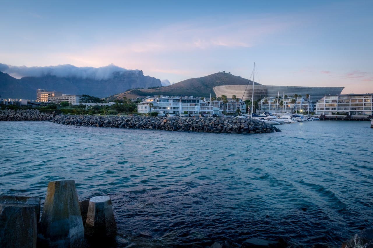 Cape Town by Andrew harvard